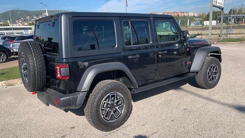 Usata Jeep Wrangler Rubicon 272 CV (200 kW) 2024 Nero SUV
