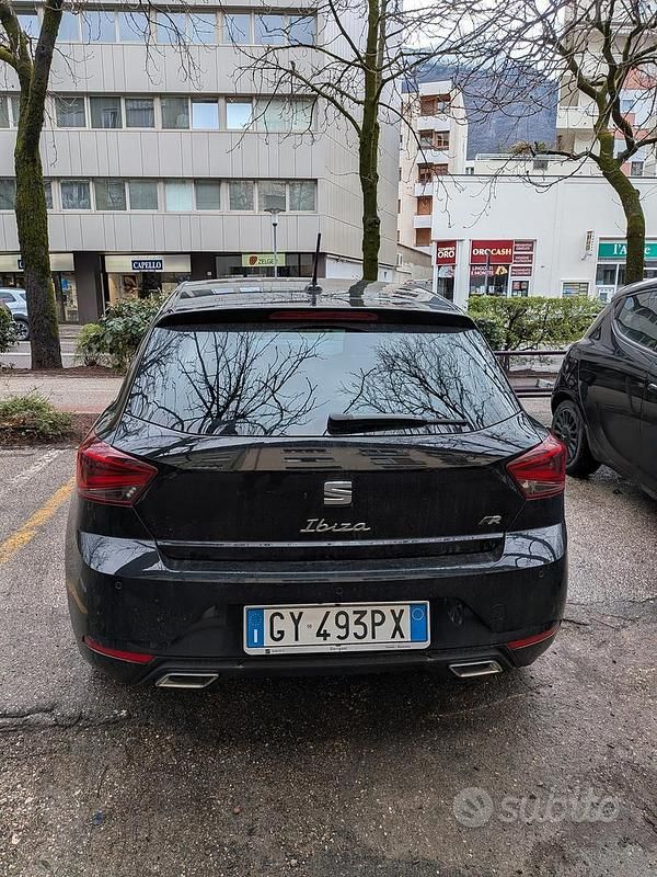 Usata Seat Ibiza FR 116 CV (85 kW) 2025 Nero Utilitaria