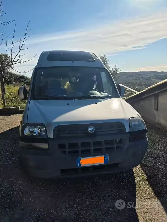 Usata Fiat Doblò 105 CV (77 kW) 2004 Grigio Monovolume