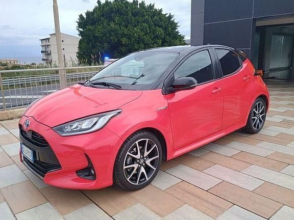 Altro Usata 2020 Toyota Yaris Hybrid Due volumi | 16.900 € (Molto cara) - Immagine 1/4
