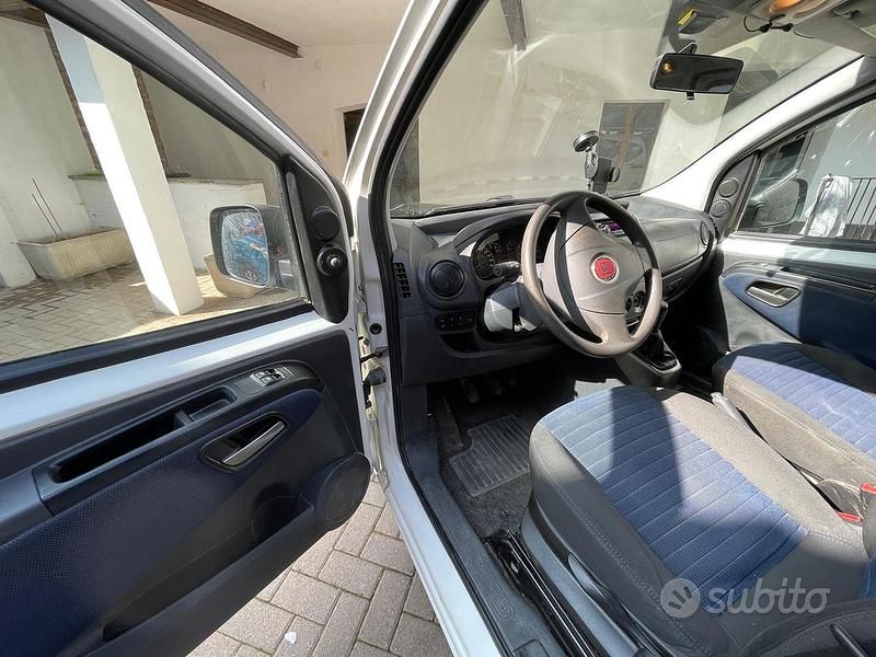 Usata Fiat Qubo Trekking 75 CV (55 kW) 2010 Bianco Monovolume