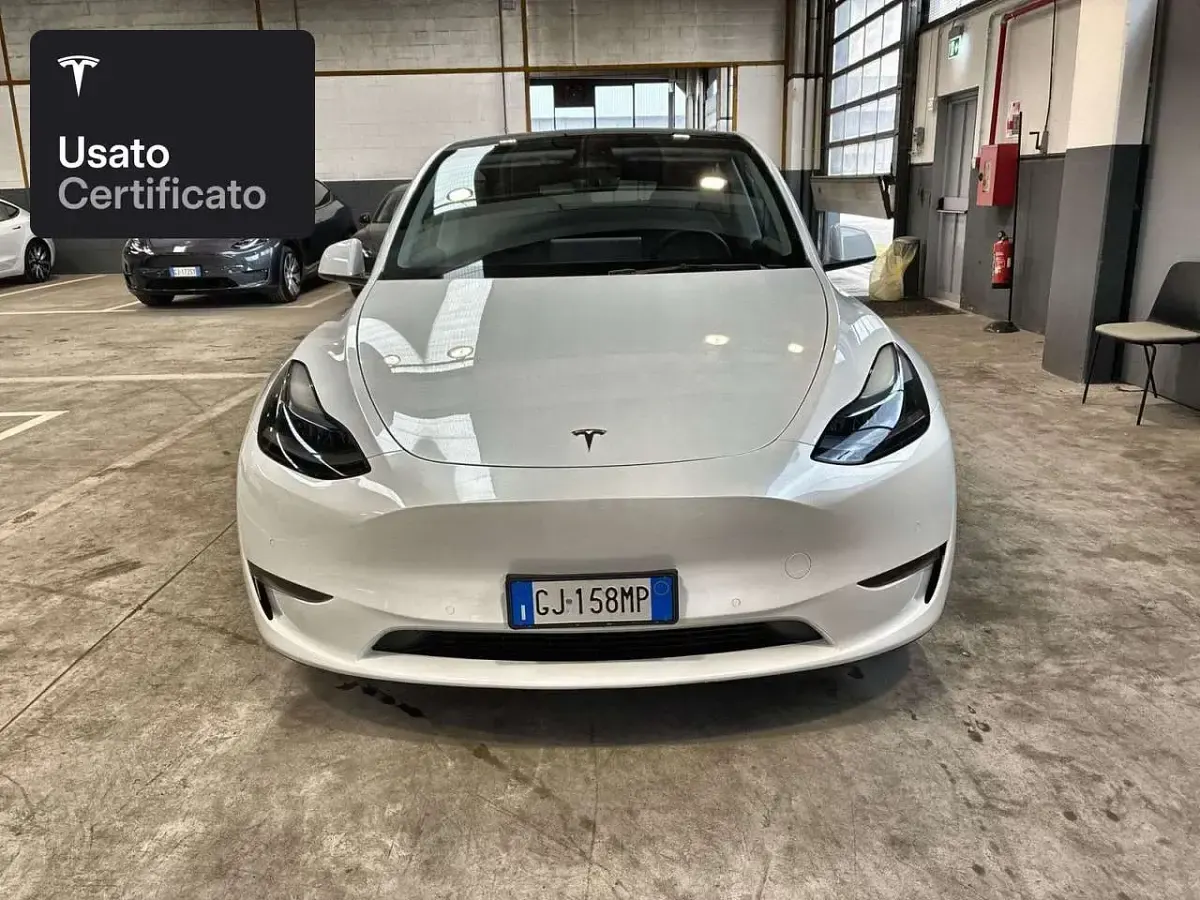 Usata Tesla Model Y Long Range AWD 258 kW (351 CV) 2022 Pearl white multicoat SUV