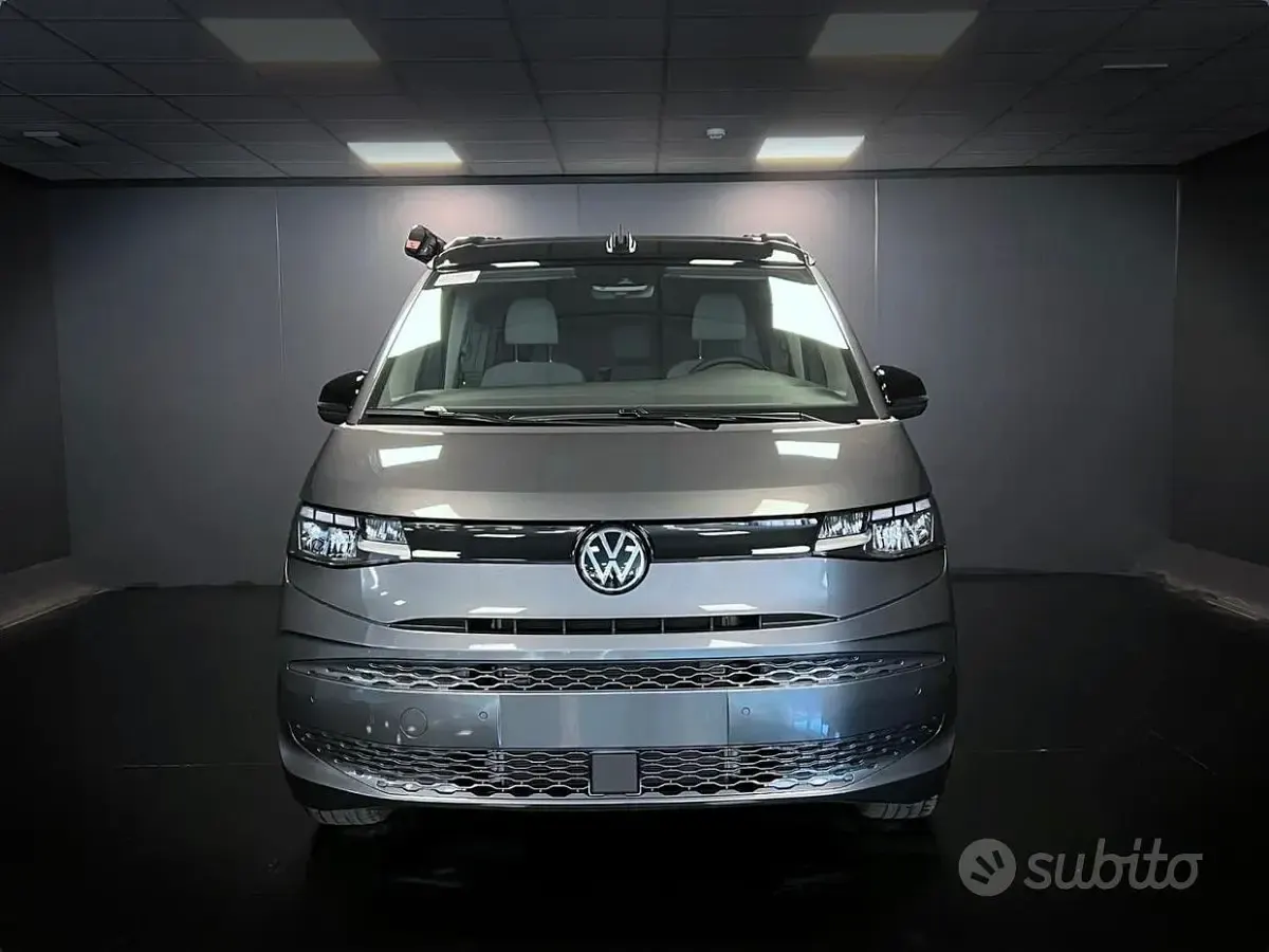 Nuova VW California Coast 150 CV (110 kW) 2025 Grigio Furgone