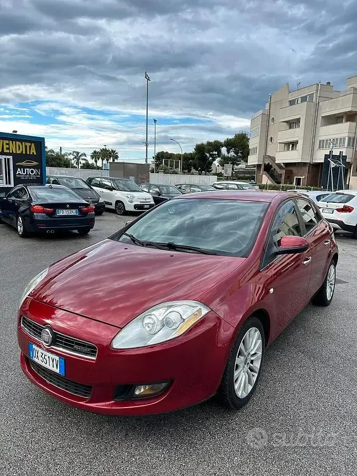 Usata Fiat Bravo Emotion 120 CV (88 kW) 2010 Grigio Utilitaria