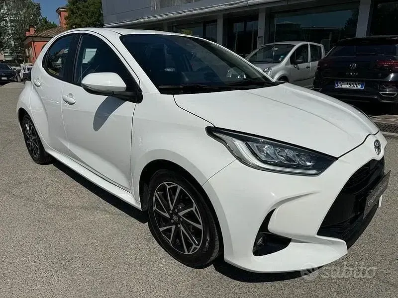 Usata Toyota Yaris Trend 72 CV (52 kW) 2022 Other Utilitaria