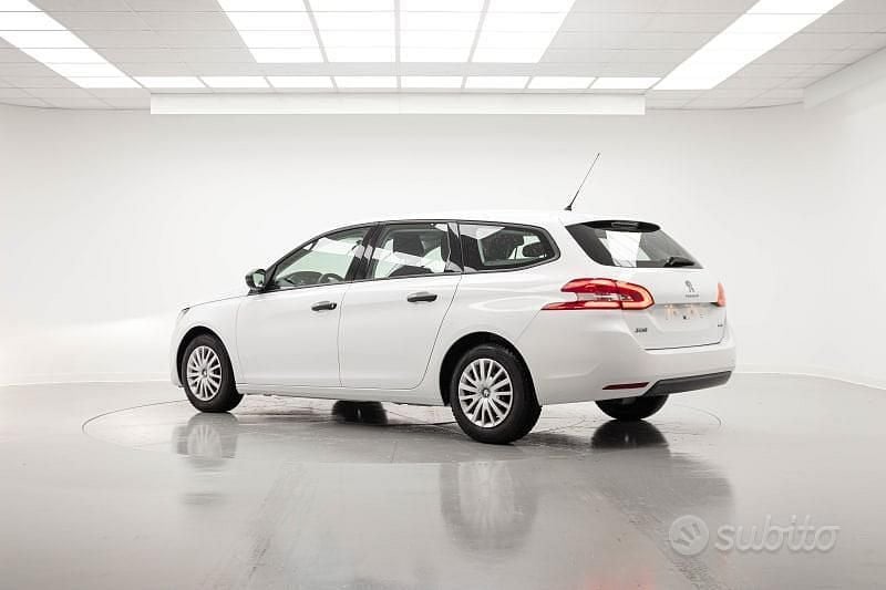 Usata Peugeot 308 Active 135 CV (99 kW) 2016 Bianco Station wagon