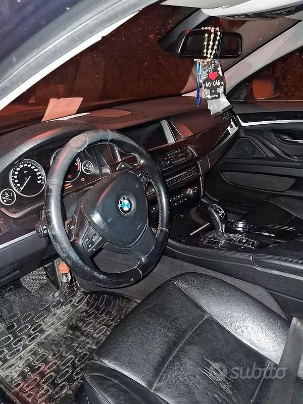 Usata BMW 520 136 CV (100 kW) 2011 Blu Station wagon