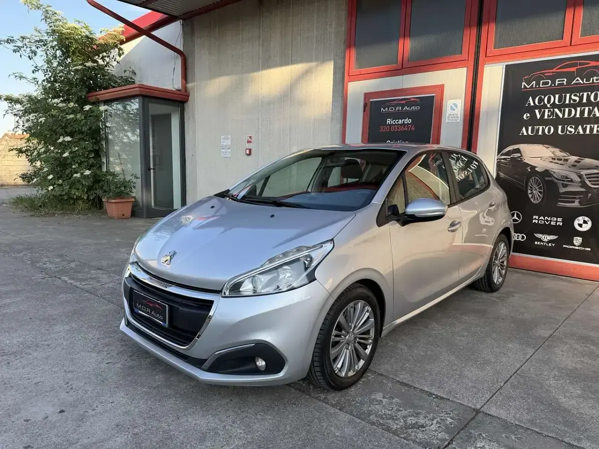 Brugt Peugeot 208 Active 75 HK (55 kW) 2016 Other Hatchback