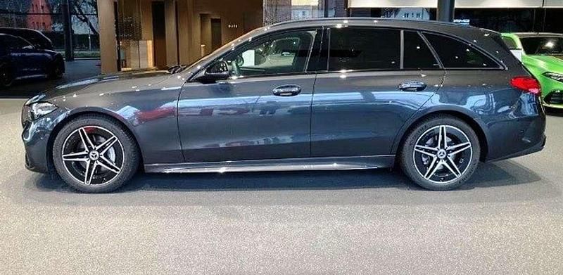 Usata Mercedes C220 AMG Line Premium 197 CV (144 kW) 2025 Grigio graffite Station wagon