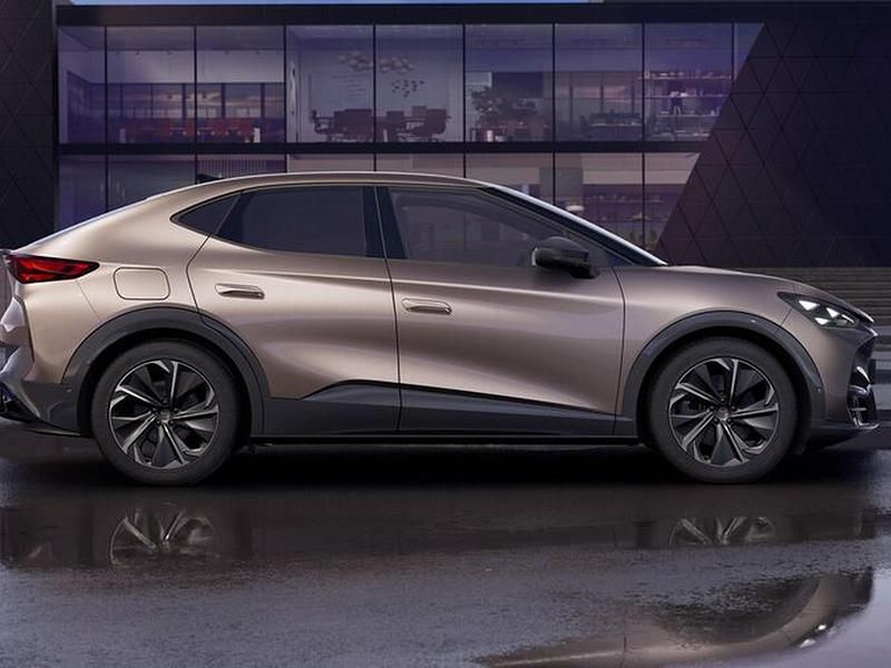 Nuova Cupra Tavascan Endurance 210 kW (286 CV) 2026 SUV