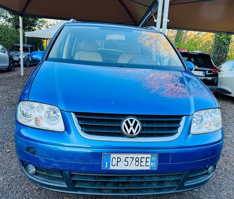 Usata VW Touran 140 CV (102 kW) 2004 Blu Monovolume