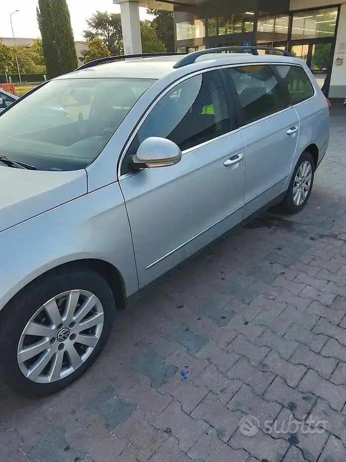 Usata VW Passat 150 CV (110 kW) 2008 Grigio Station wagon
