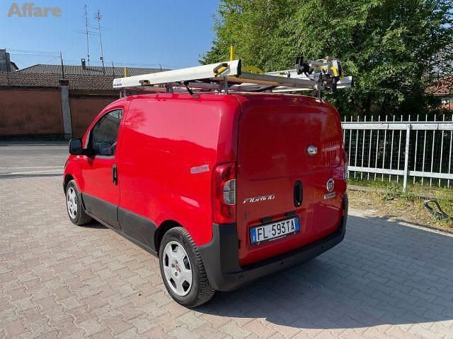 Usata Fiat Fiorino 95 CV (69 kW) 2017 Rosso pastello Monovolume