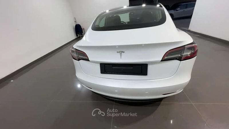 Usata Tesla Model 3 Standard Range 88 kW (120 CV) 2023 Bianco Berlina