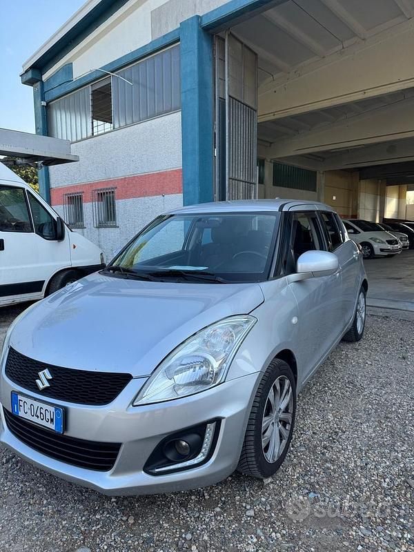 Usata Suzuki Swift 75 CV (55 kW) 2016 Grigio Utilitaria