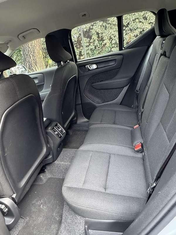 Usata Volvo XC40 163 CV (119 kW) 2025 Grigio SUV