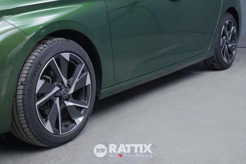 Usata Peugeot 308 Allure 131 CV (96 kW) 2022 Verde olivine Berlina