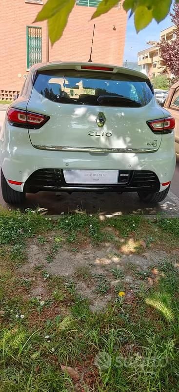 Usata Renault Clio IV 90 CV (66 kW) 2017 Bianco Utilitaria