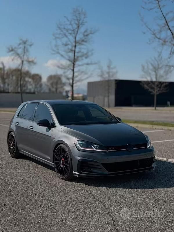 Usata VW Golf VII GTI 245 CV (180 kW) 2018 Grigio Berlina