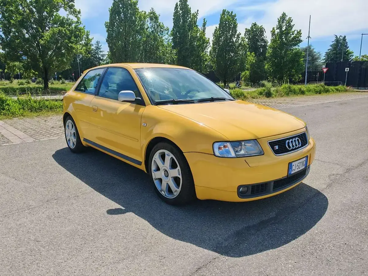 Usata Audi S3 209 CV (153 kW) 1999 Giallo Utilitaria