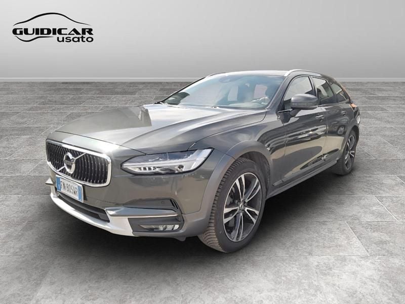 Usata Volvo V90 CC 235 CV (172 kW) 2018 Grigio Station wagon