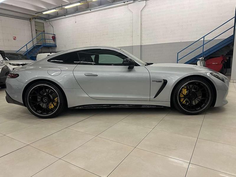 Usata Mercedes AMG GT Premium Plus 585 CV (430 kW) 2024 Alpine grey solid manufaktur Coupé
