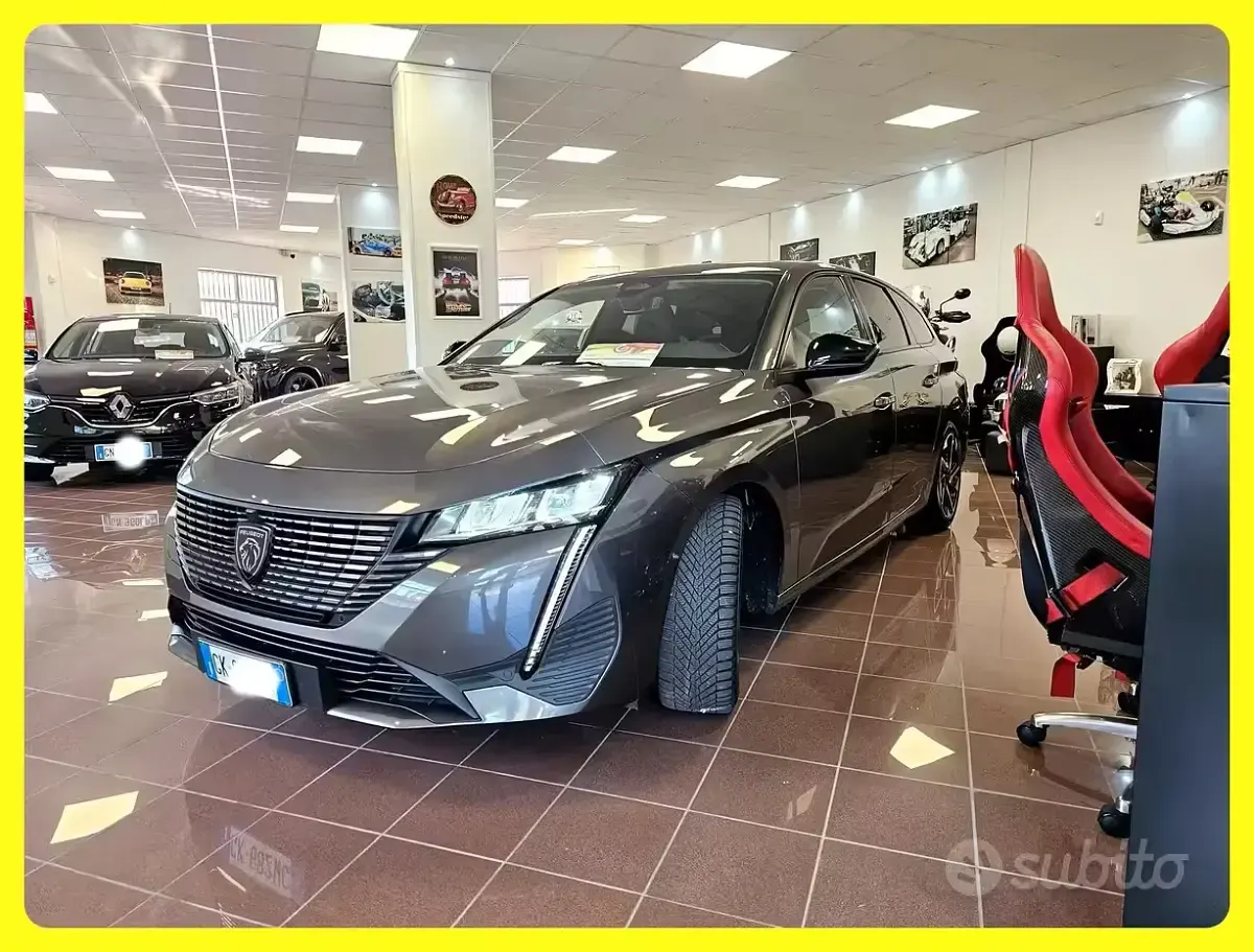 Usata Peugeot 308 SW Allure 131 CV (96 kW) 2022 Grigio Station wagon