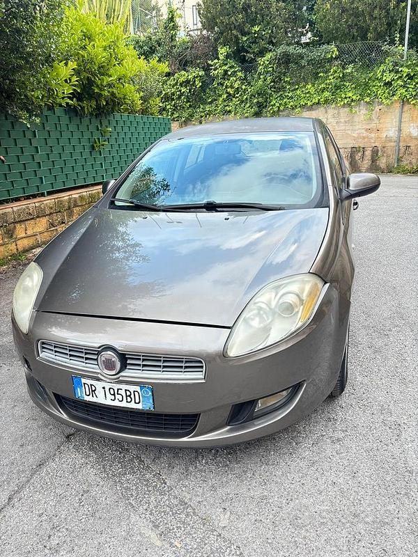 Usata Fiat Bravo Emotion 120 CV (88 kW) 2008 Grigio Utilitaria
