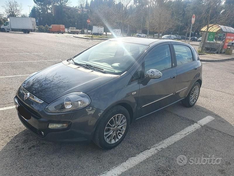 Usata Fiat Punto Evo 75 CV (55 kW) 2011 Grigio Utilitaria