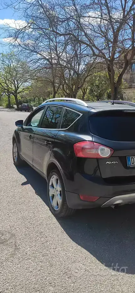 Usata Ford Kuga 136 CV (100 kW) 2009 Nero SUV