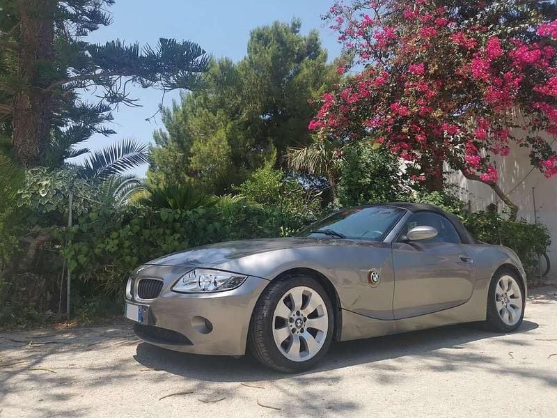 Usata BMW Z4 192 CV (141 kW) 2003 Grigio Cabrio