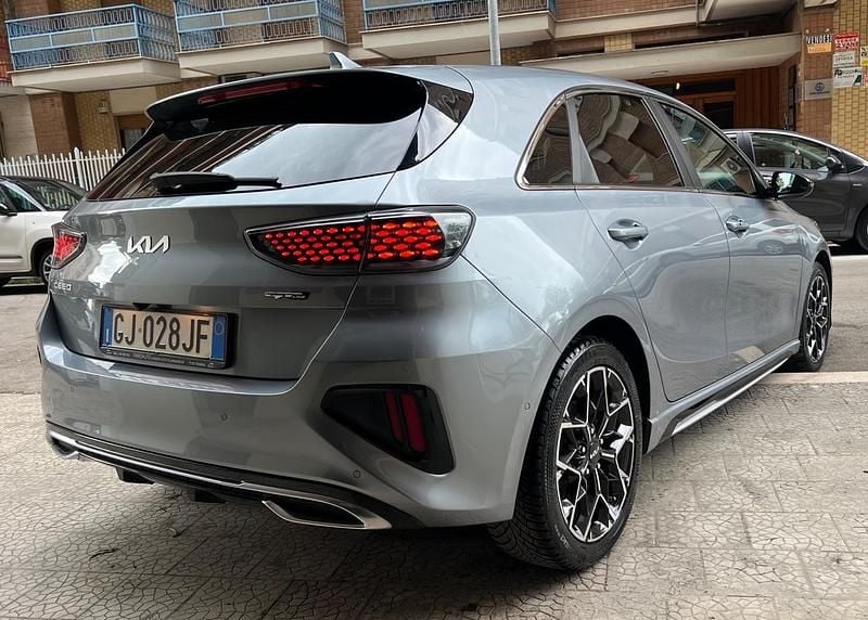 Usata Kia Ceed GT GT-Line 136 CV (100 kW) 2022 Blu Berlina