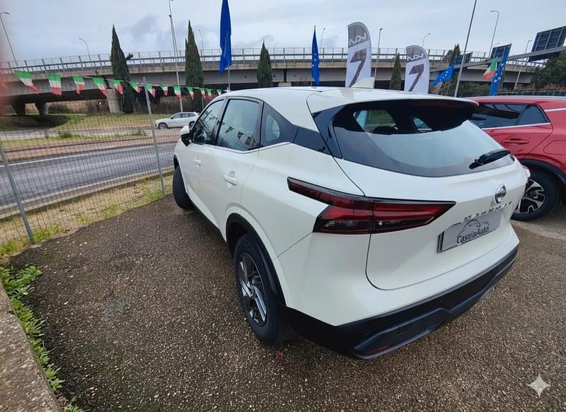 Usata Nissan Qashqai Acenta 140 CV (102 kW) 2022 Bianco SUV