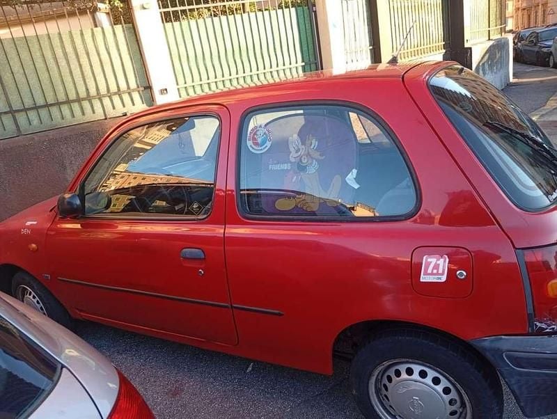 Usata 2000 Nissan Micra Tre volumi | 599 € (Super prezzo) - Immagine 1/4