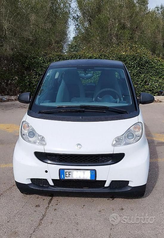 Usata 2010 Smart ForTwo Coupé Coupé | 3650 € (Buon prezzo) - Immagine 1/4