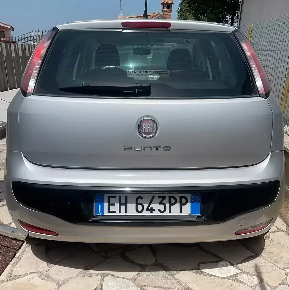Usata Fiat Punto Evo Active 69 CV (50 kW) 2011 Grigio Utilitaria