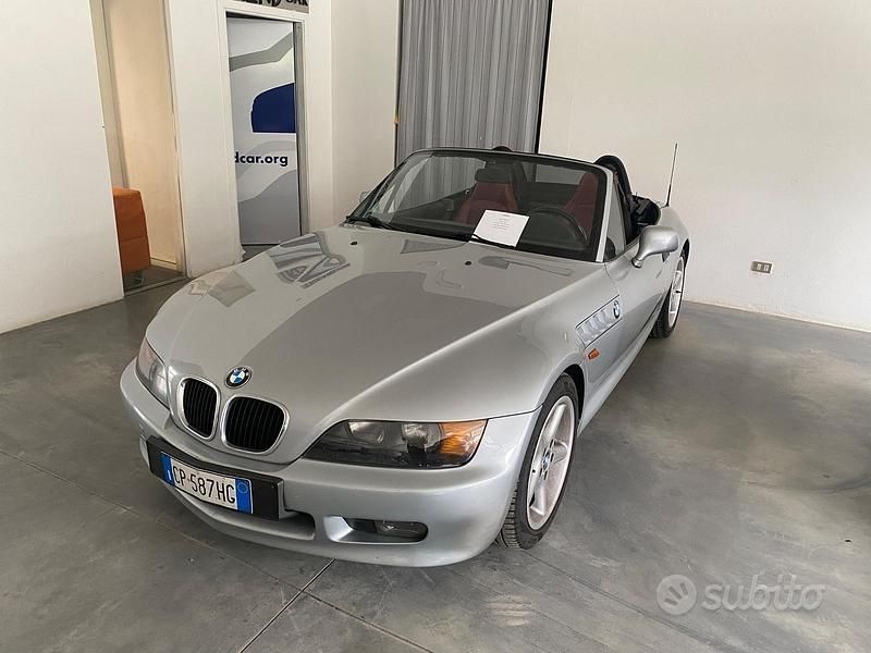 Argento Usata 1997 BMW Z3 Cabrio | 11.900 € (Cara) - Immagine 1/4