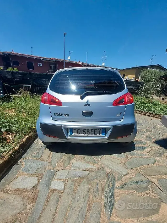 Usata Mitsubishi Colt 75 CV (55 kW) 2007 Berlina