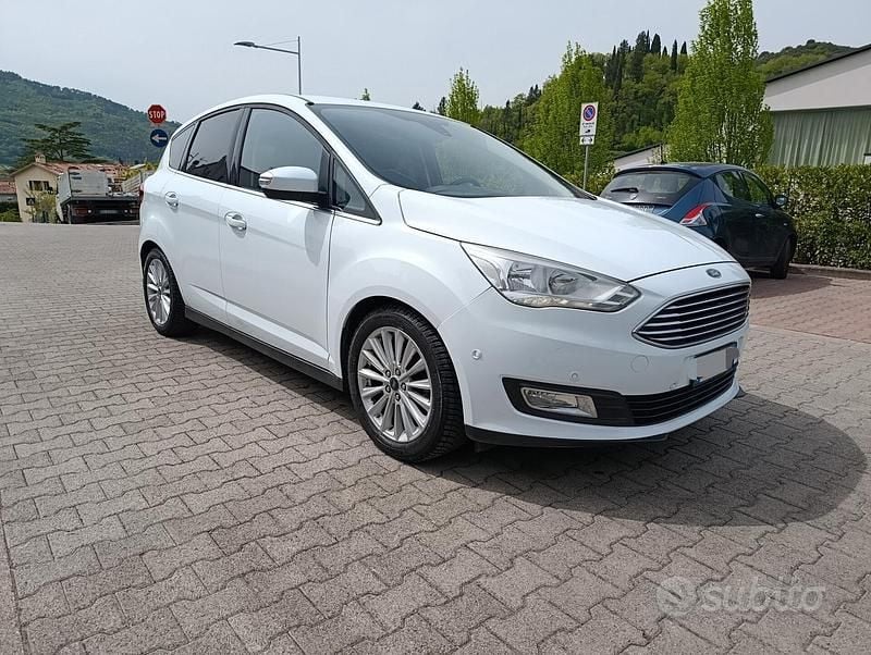Begagnad Ford C-MAX Titanium 120 HK (88 kW) 2015 Vit Minibuss
