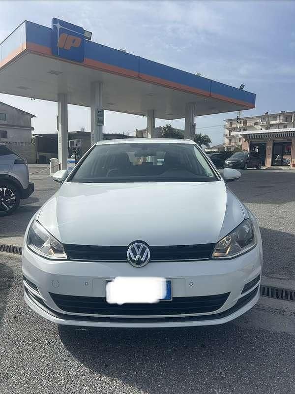 Usata VW Golf VII 110 CV (80 kW) 2015 Berlina