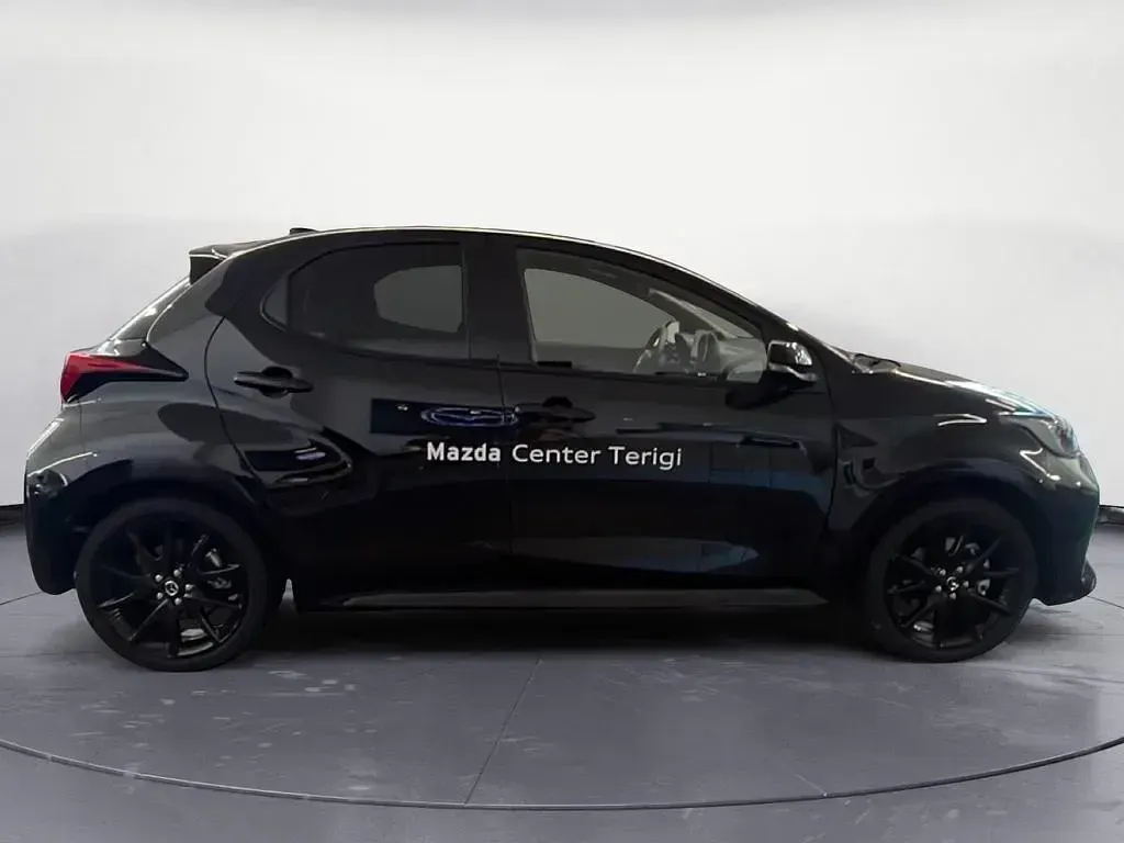 Nuova Mazda 2 116 CV (85 kW) 2025 Opera black Utilitaria
