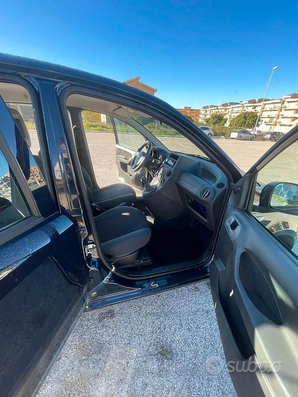 Usata Fiat Panda 2010 Blu Berlina