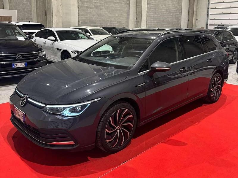 Usata VW Golf VIII Style 116 CV (85 kW) 2021 Grigio Station wagon