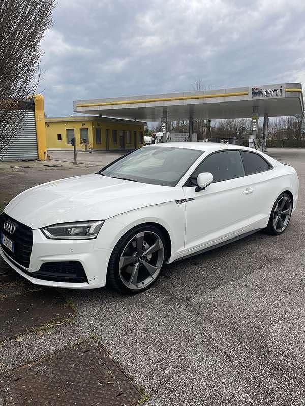 Usata Audi A5 Sport 190 CV (139 kW) 2018 Coupé