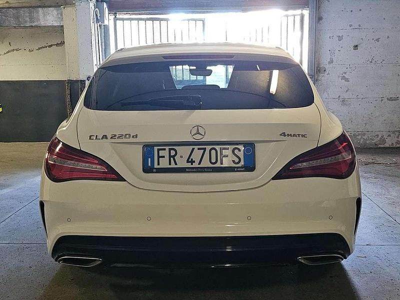 Usata Mercedes CLA220 Shooting Brake Premium 177 CV (130 kW) 2018 Bianco Station wagon