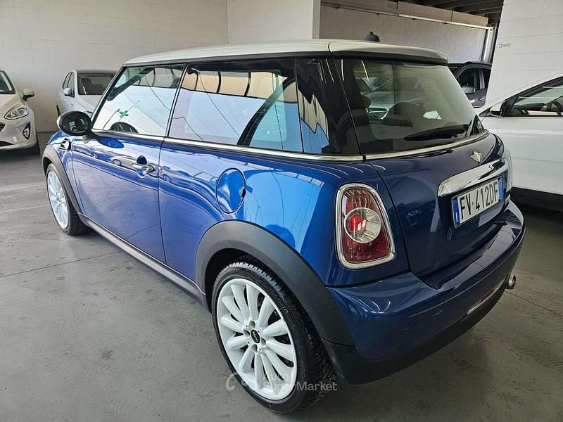 Usata Mini Cooper D Hype 111 CV (81 kW) 2012 Blu/azzurro Utilitaria