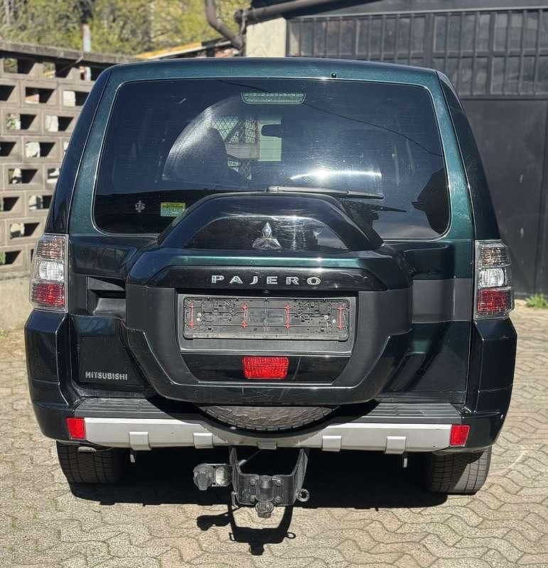 Usata Mitsubishi Pajero Intense 200 CV (147 kW) 2015 SUV