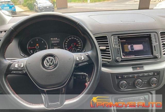 Usata VW Sharan Beach 150 CV (110 kW) 2017 Bordeaux Monovolume