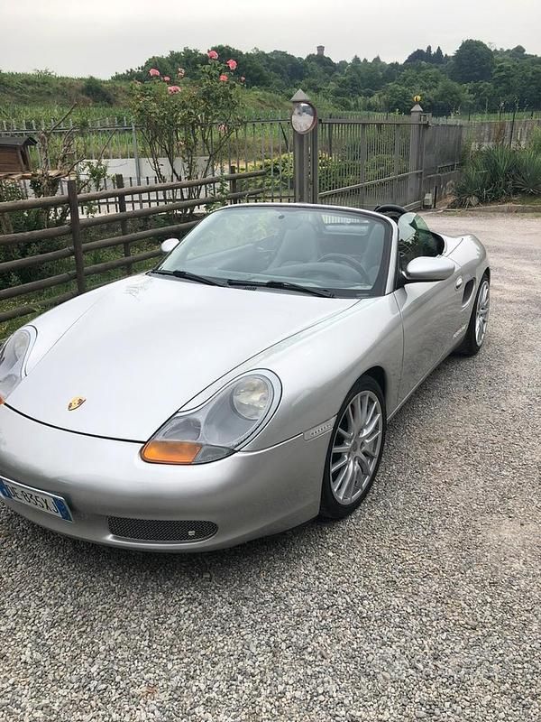 Usata Porsche Boxster 204 CV (150 kW) 1998 Grigio Cabrio