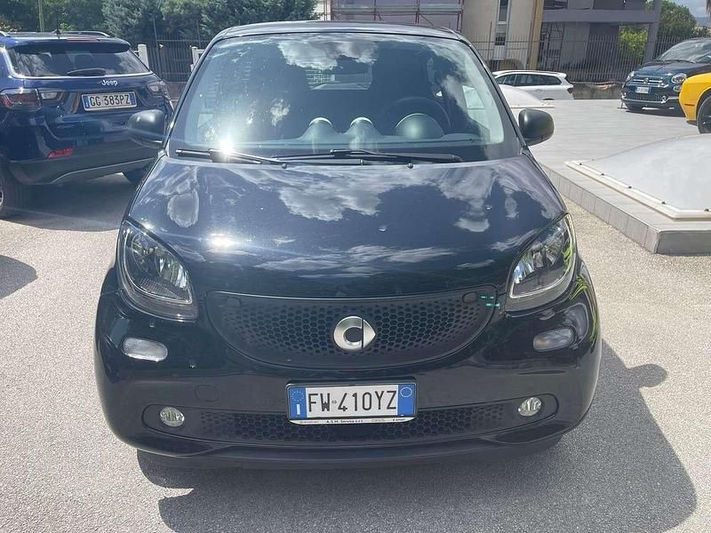 Nero Usata 2019 Smart ForFour Due volumi | 11.000 € (Buon prezzo) - Immagine 1/4